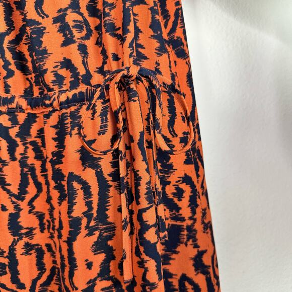 Elizabeth And James Tiger Print Cinched Midi Dress Small - Picture 4 of 12
